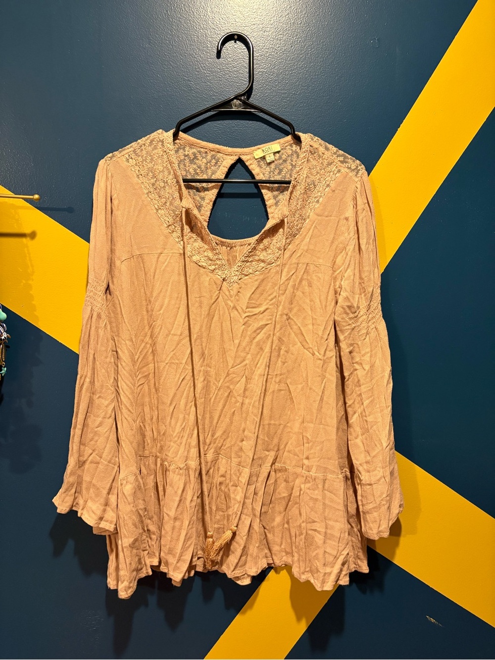 Kori America Blush Pink Lace Bell Sleeve Boho Blouse EUC